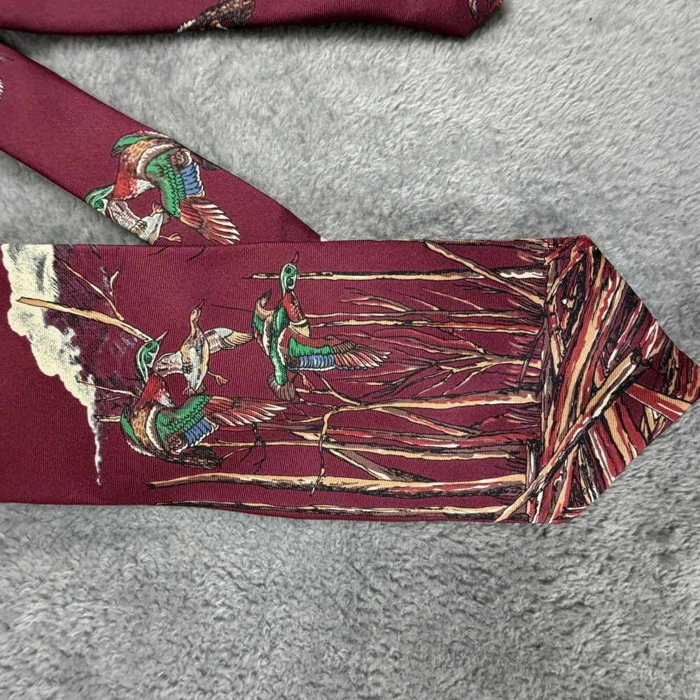 Ducks Unlimited Mens Silk Necktie Burgundy Mallard Duck Wildlife Scenic USA Made